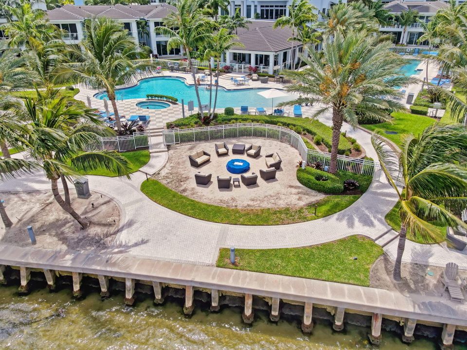 待售: $1,750,000 (2 贝兹, 2 浴室, 1578 平方英尺)