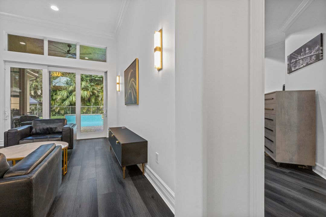 For Sale: $899,999 (4 beds, 4 baths, 3065 Square Feet)