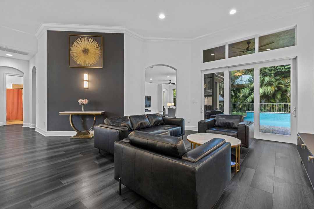 For Sale: $899,999 (4 beds, 4 baths, 3065 Square Feet)