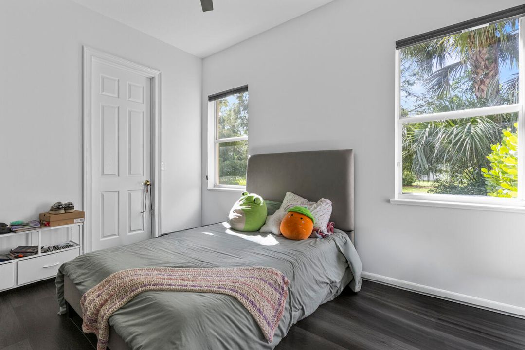 For Sale: $899,999 (4 beds, 4 baths, 3065 Square Feet)