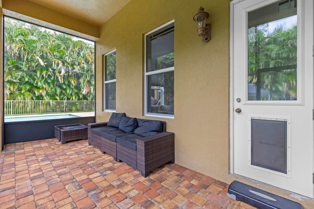 For Sale: $899,999 (4 beds, 4 baths, 3065 Square Feet)