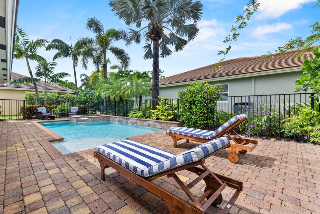 Activo con contrato: $750,000 (4 camas, 2 baños, 2225 Pies cuadrados)