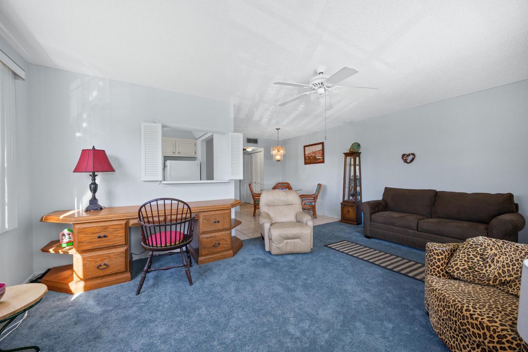 待售: $109,000 (1 贝兹, 1 浴室, 700 平方英尺)