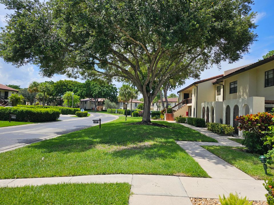 En Venta: $209,900 (2 camas, 2 baños, 1216 Pies cuadrados)