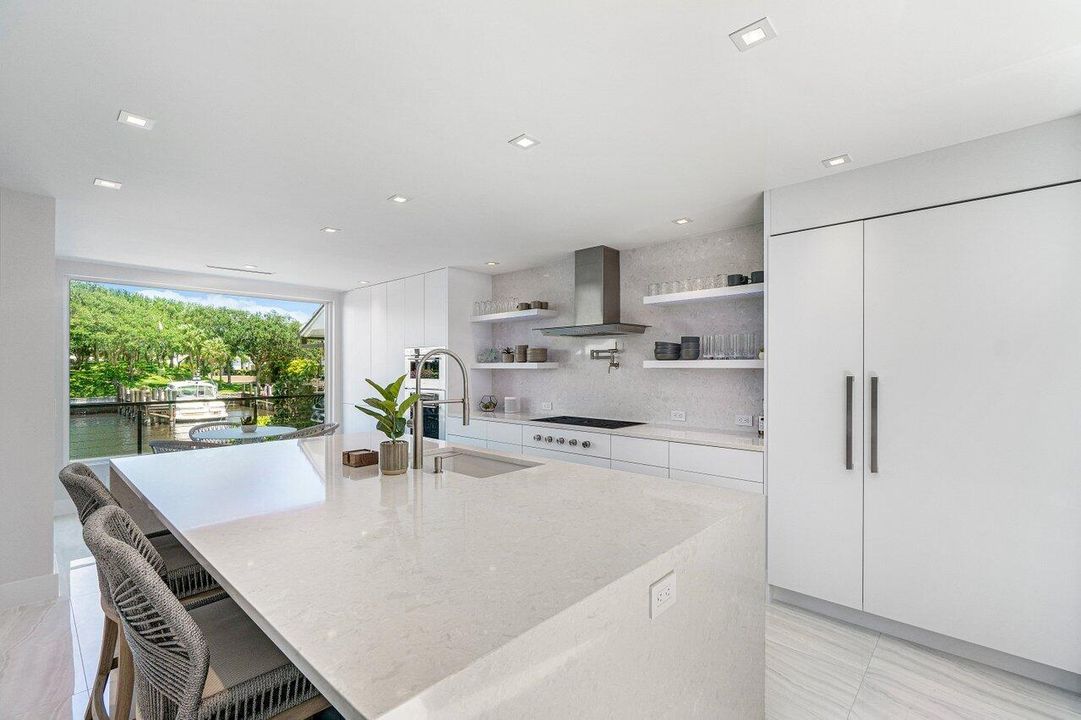 出租: $20,000 (4 贝兹, 4 浴室, 2949 平方英尺)