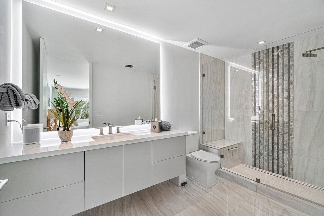 出租: $20,000 (4 贝兹, 4 浴室, 2949 平方英尺)