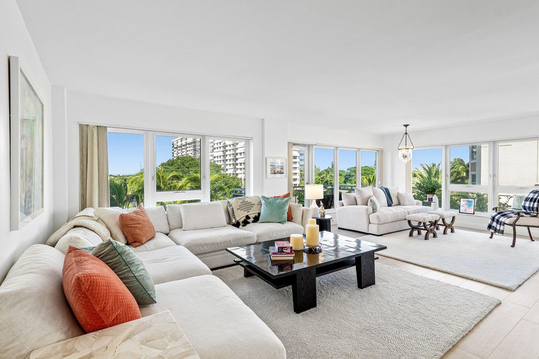 合同活跃: $10,300 (2 贝兹, 2 浴室, 1808 平方英尺)