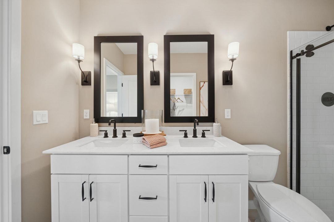 For Sale: $329,995 (4 beds, 2 baths, 1609 Square Feet)