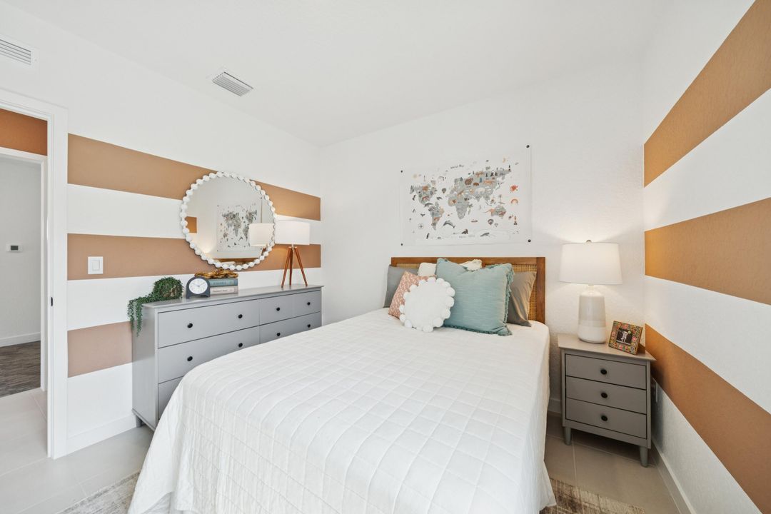 For Sale: $329,995 (4 beds, 2 baths, 1609 Square Feet)