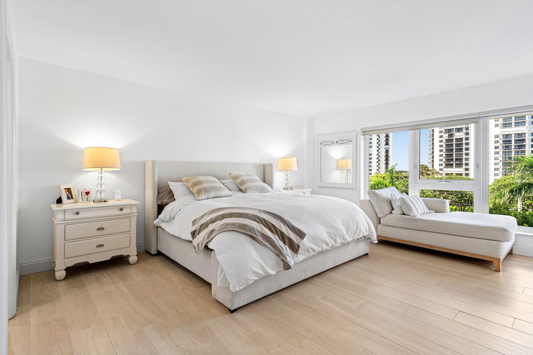 合同活跃: $10,300 (2 贝兹, 2 浴室, 1808 平方英尺)