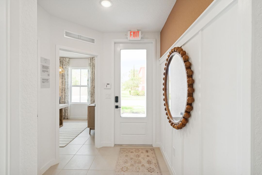 Activo con contrato: $349,995 (4 camas, 2 baños, 1609 Pies cuadrados)