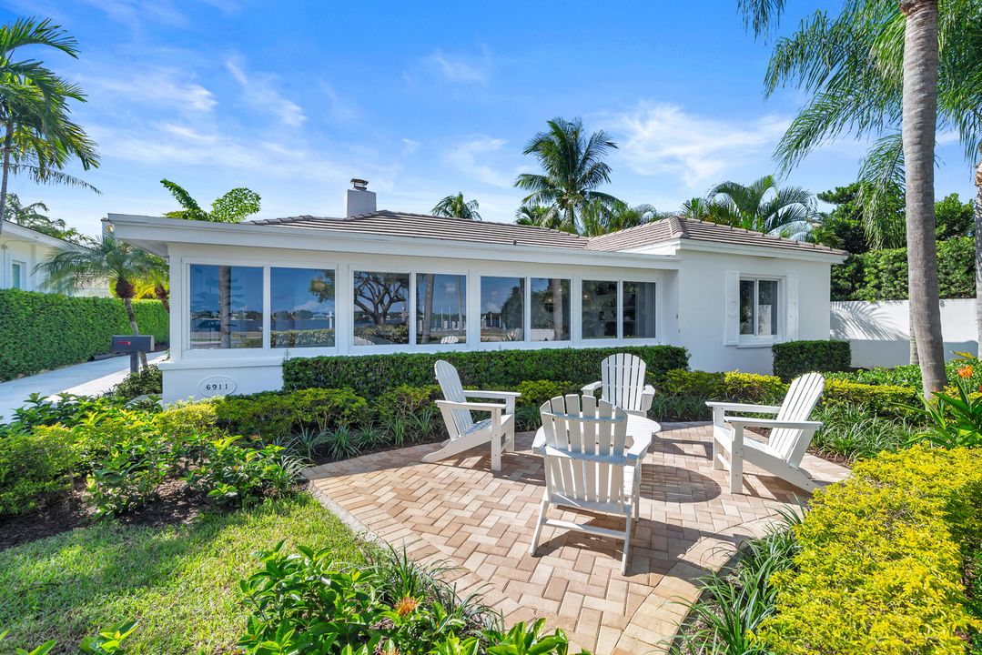 待售: $9,385,000 (4 贝兹, 3 浴室, 2459 平方英尺)