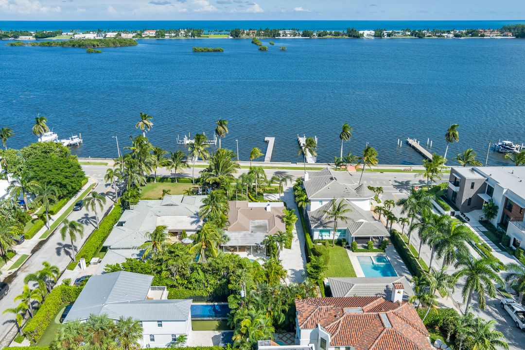 待售: $9,385,000 (4 贝兹, 3 浴室, 2459 平方英尺)