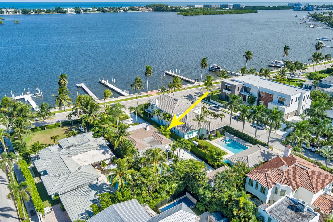 待售: $9,385,000 (4 贝兹, 3 浴室, 2459 平方英尺)