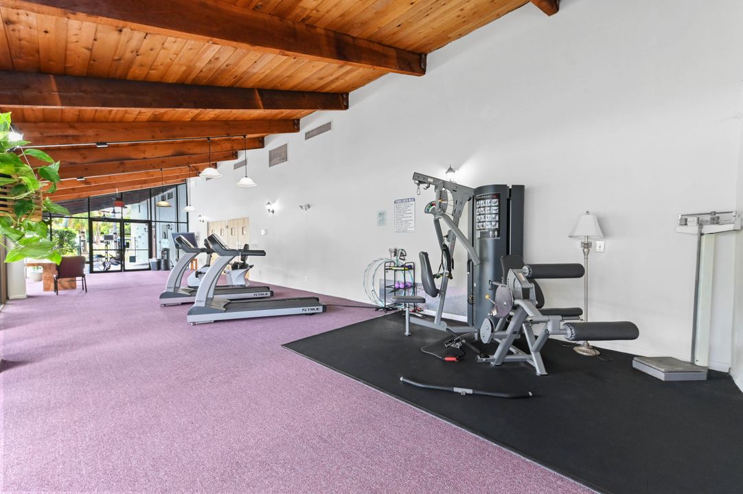 На продажу: $144,000 (2 спален, 2 ванн, 1000 Квадратных фут)