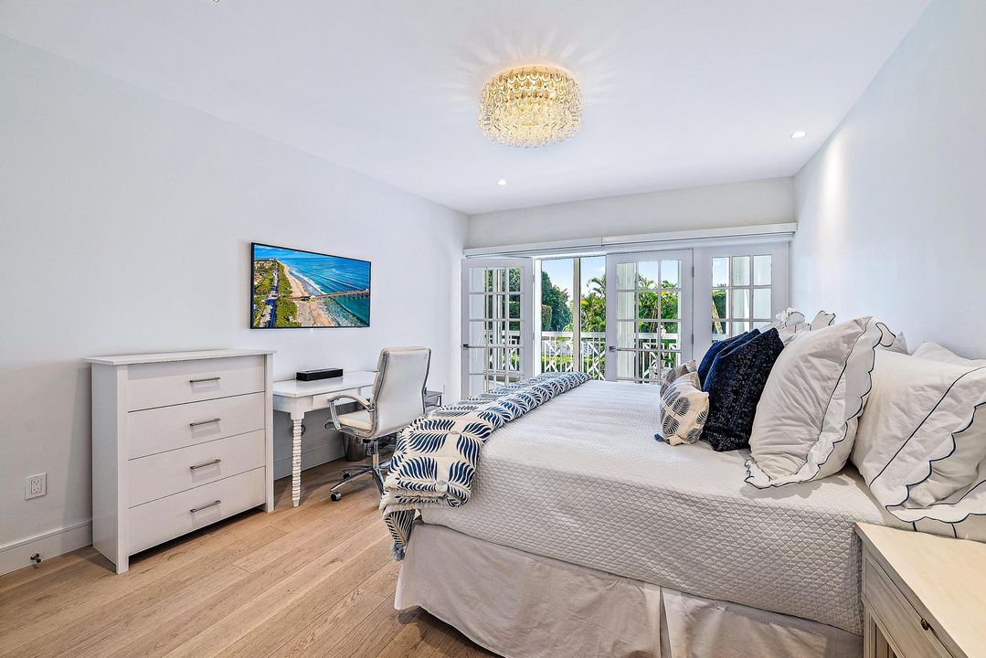 En Venta: $3,499,000 (2 camas, 2 baños, 1680 Pies cuadrados)