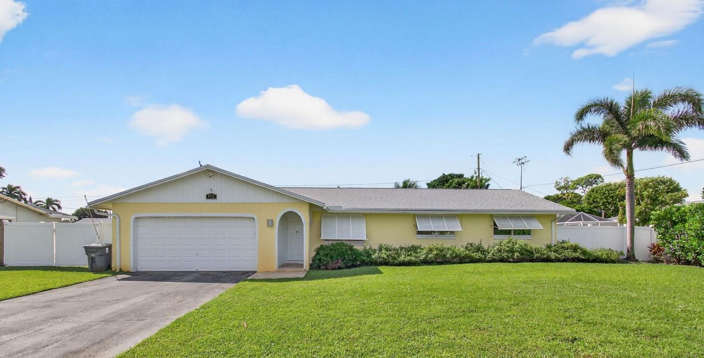 最近售出: $598,000 (3 贝兹, 2 浴室, 1498 平方英尺)