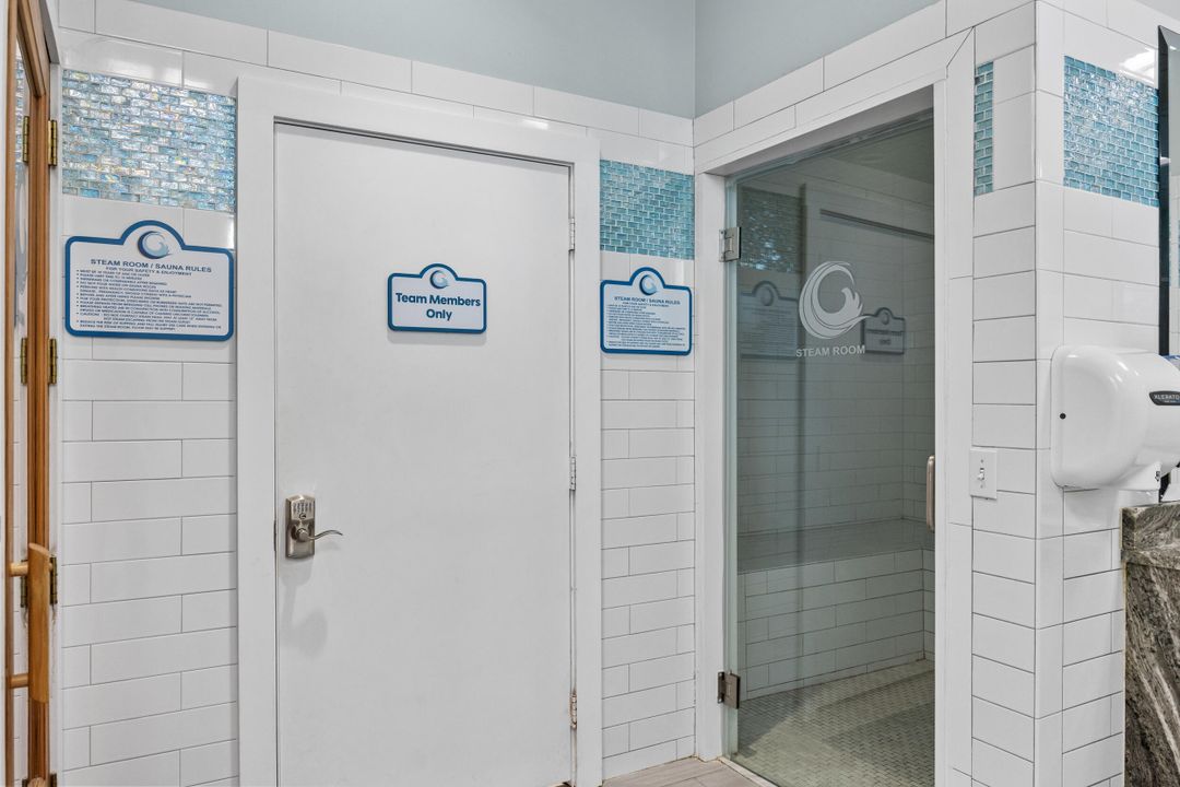 待售: $245,000 (2 贝兹, 2 浴室, 1105 平方英尺)