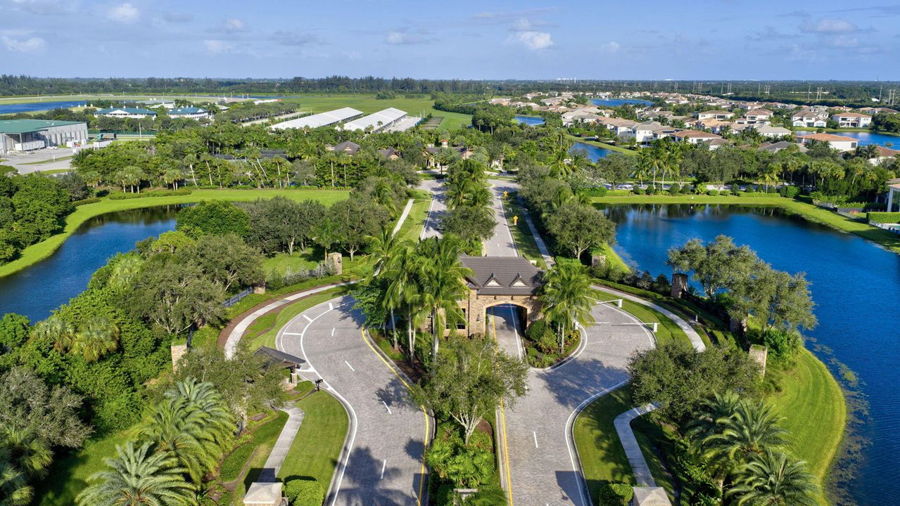 Active With Contract: $1,197,500 (3 beds, 3 baths, 2500 Square Feet)