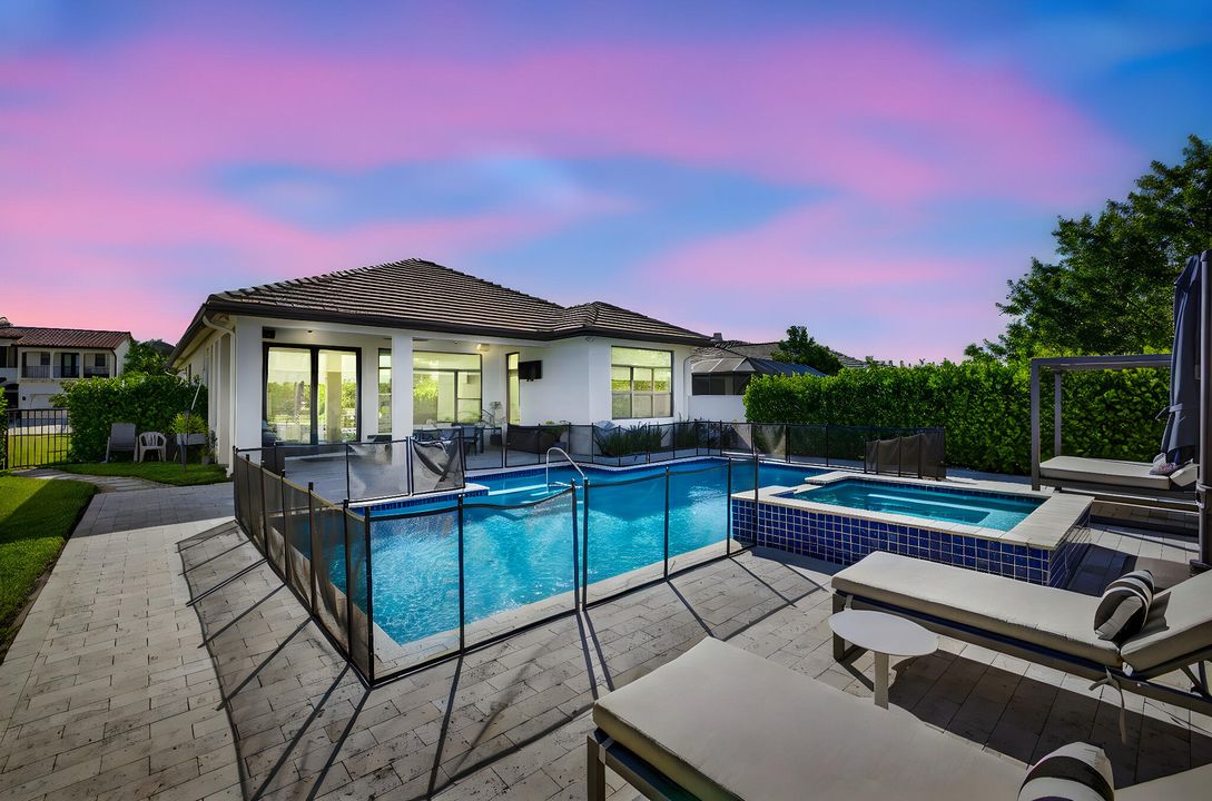 Active With Contract: $1,197,500 (3 beds, 3 baths, 2500 Square Feet)