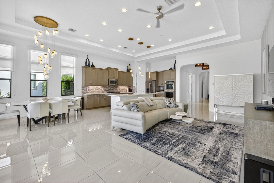 Active With Contract: $1,197,500 (3 beds, 3 baths, 2500 Square Feet)