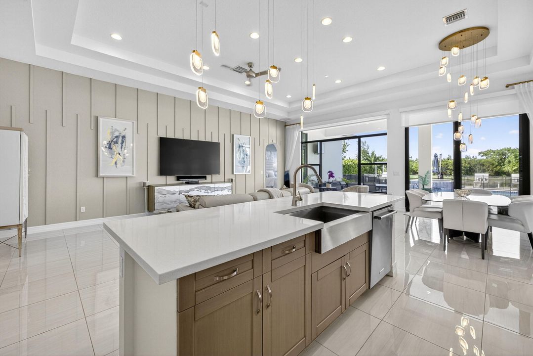 Active With Contract: $1,197,500 (3 beds, 3 baths, 2500 Square Feet)