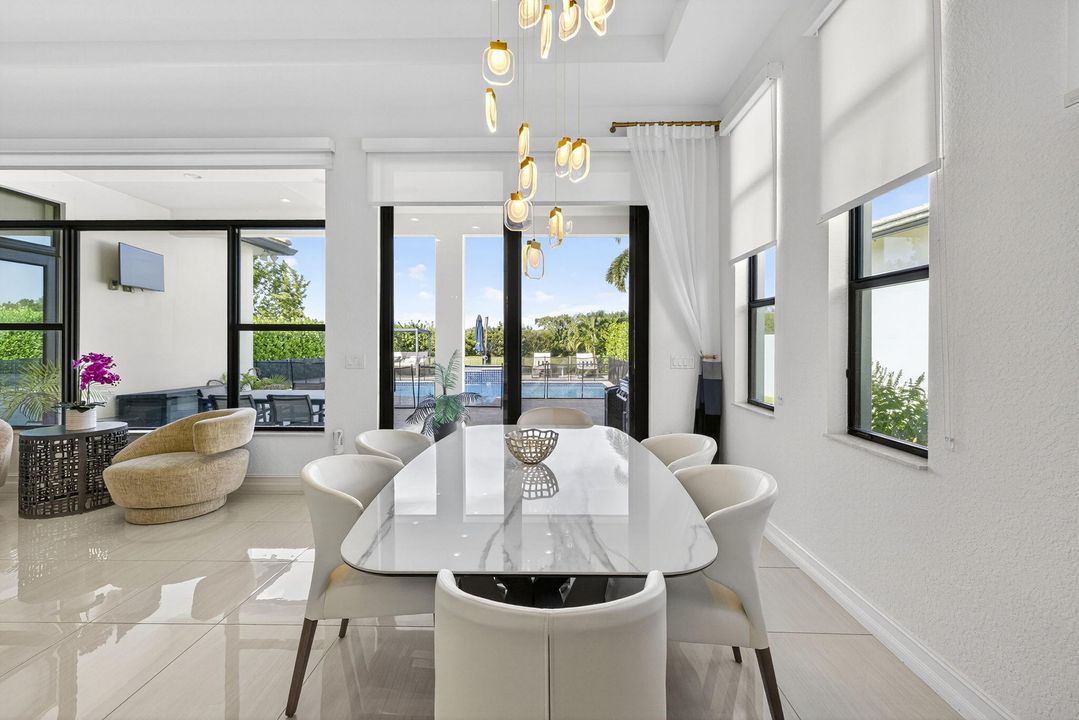 Active With Contract: $1,197,500 (3 beds, 3 baths, 2500 Square Feet)