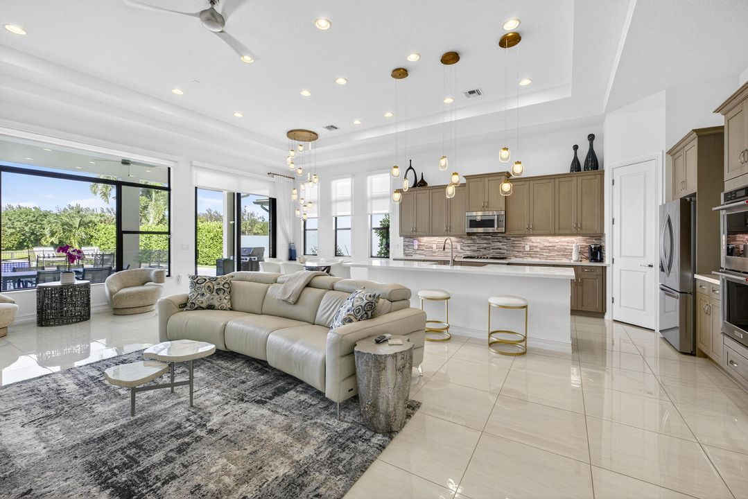 Active With Contract: $1,197,500 (3 beds, 3 baths, 2500 Square Feet)