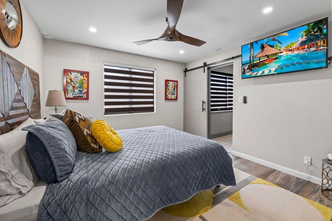 Под контрактом: $1,200,000 (3 спален, 2 ванн, 1307 Квадратных фут)