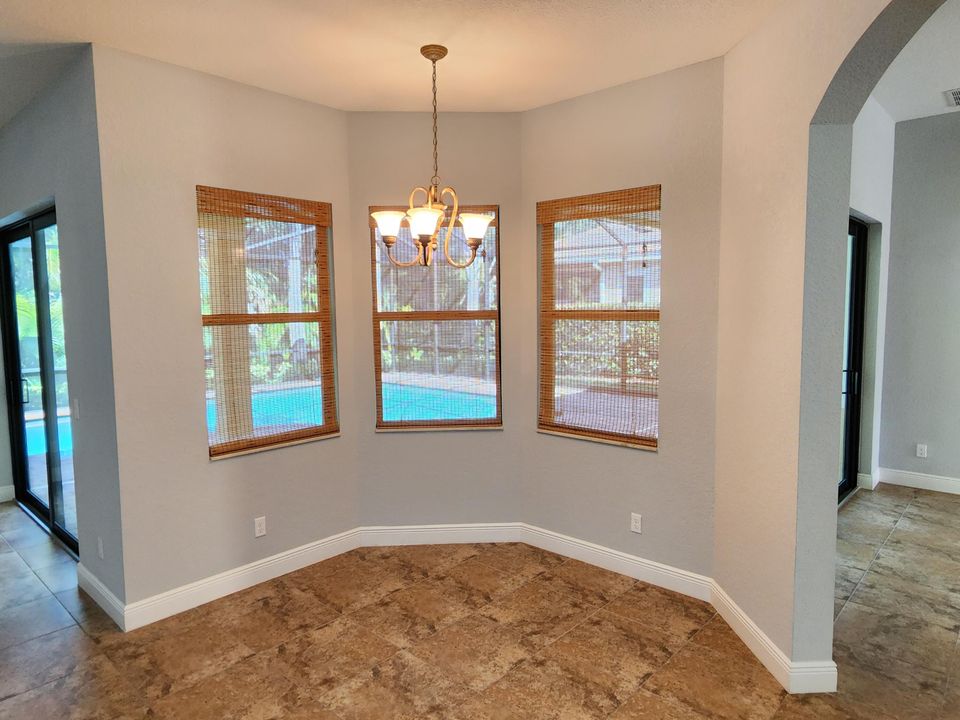 For Rent: $4,895 (4 beds, 3 baths, 2589 Square Feet)