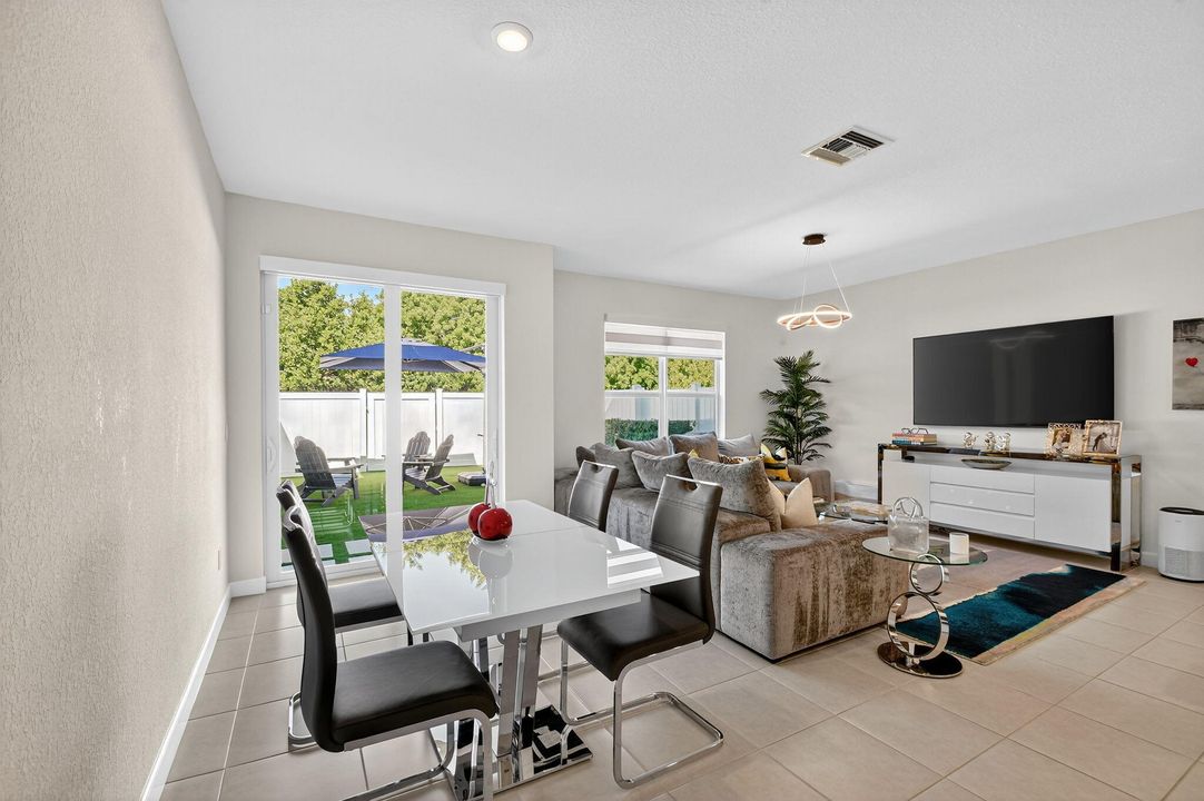 For Sale: $547,000 (4 beds, 2 baths, 1851 Square Feet)