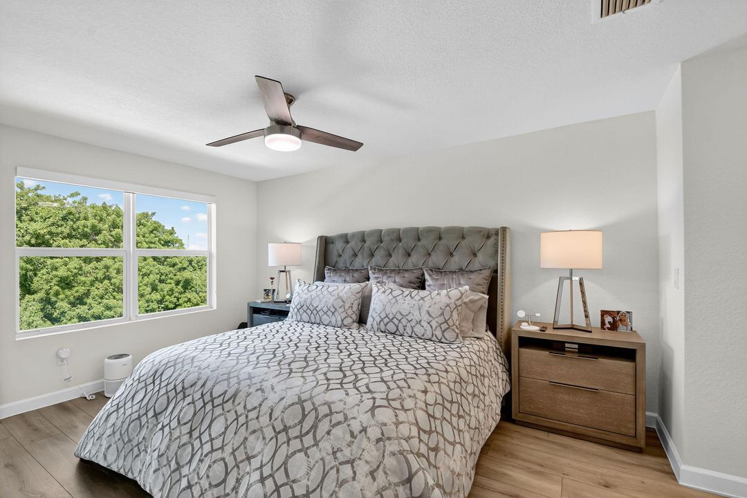 For Sale: $547,000 (4 beds, 2 baths, 1851 Square Feet)