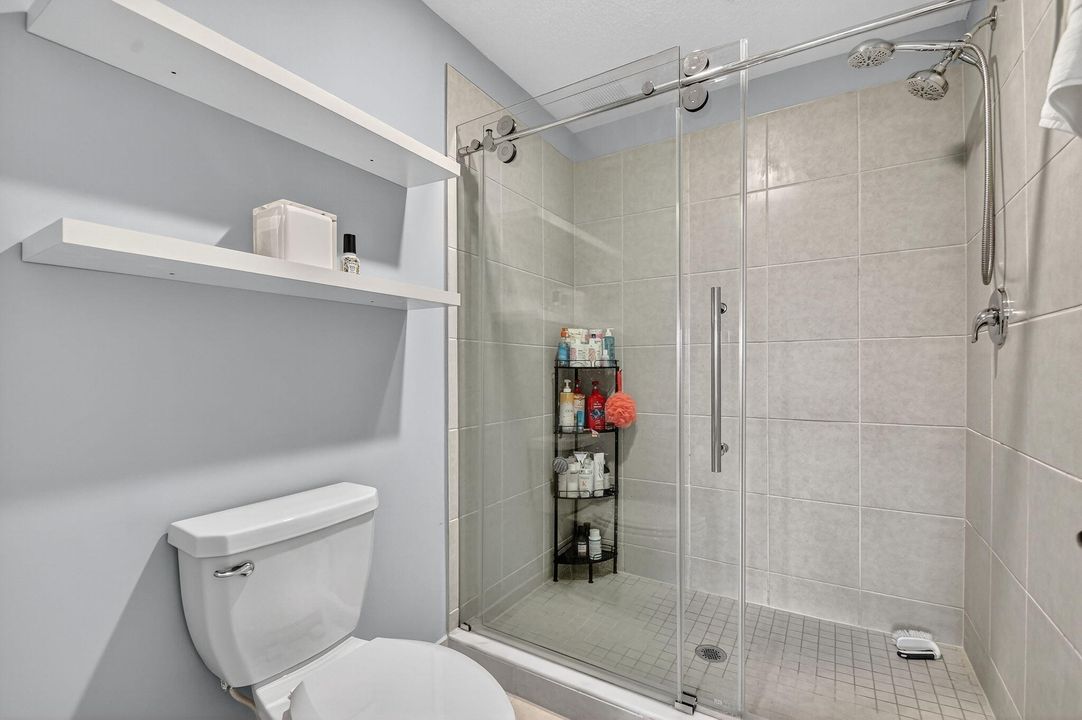 For Sale: $547,000 (4 beds, 2 baths, 1851 Square Feet)