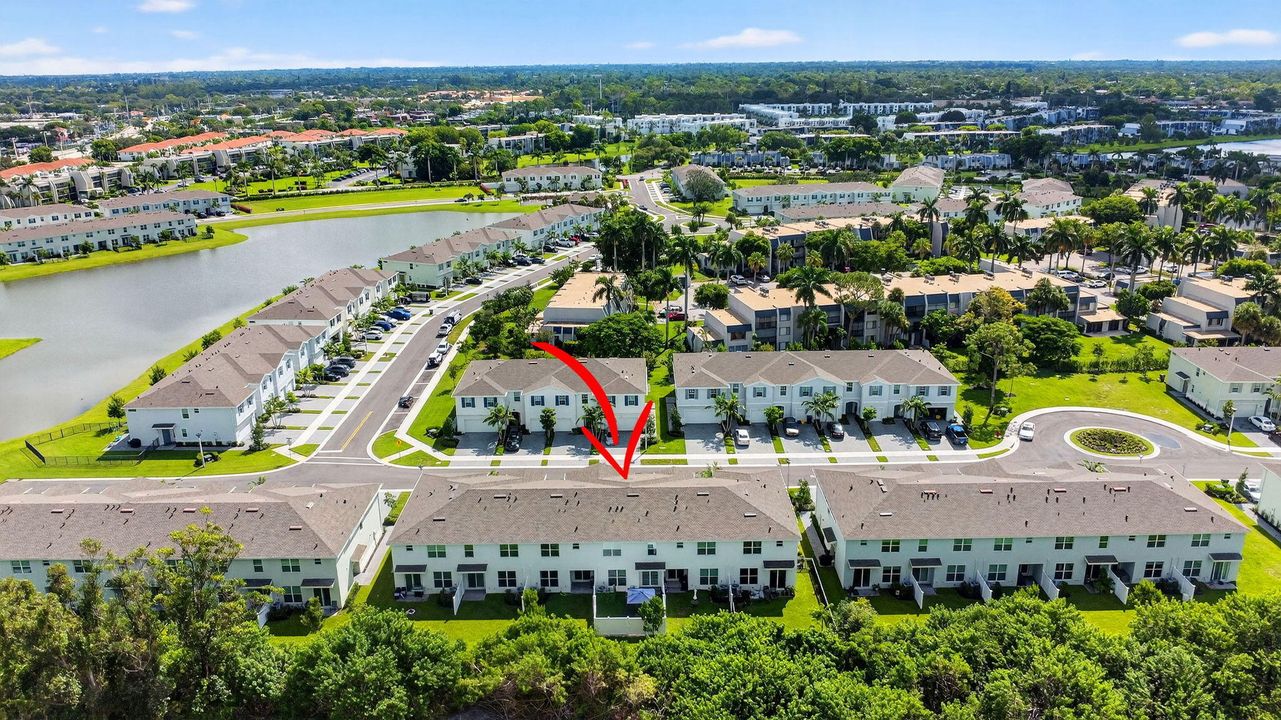 For Sale: $547,000 (4 beds, 2 baths, 1851 Square Feet)