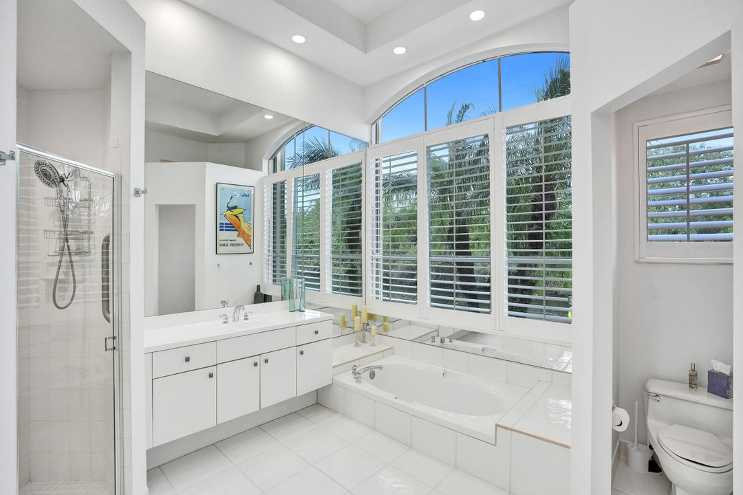 For Rent: $14,000 (3 beds, 3 baths, 2384 Square Feet)