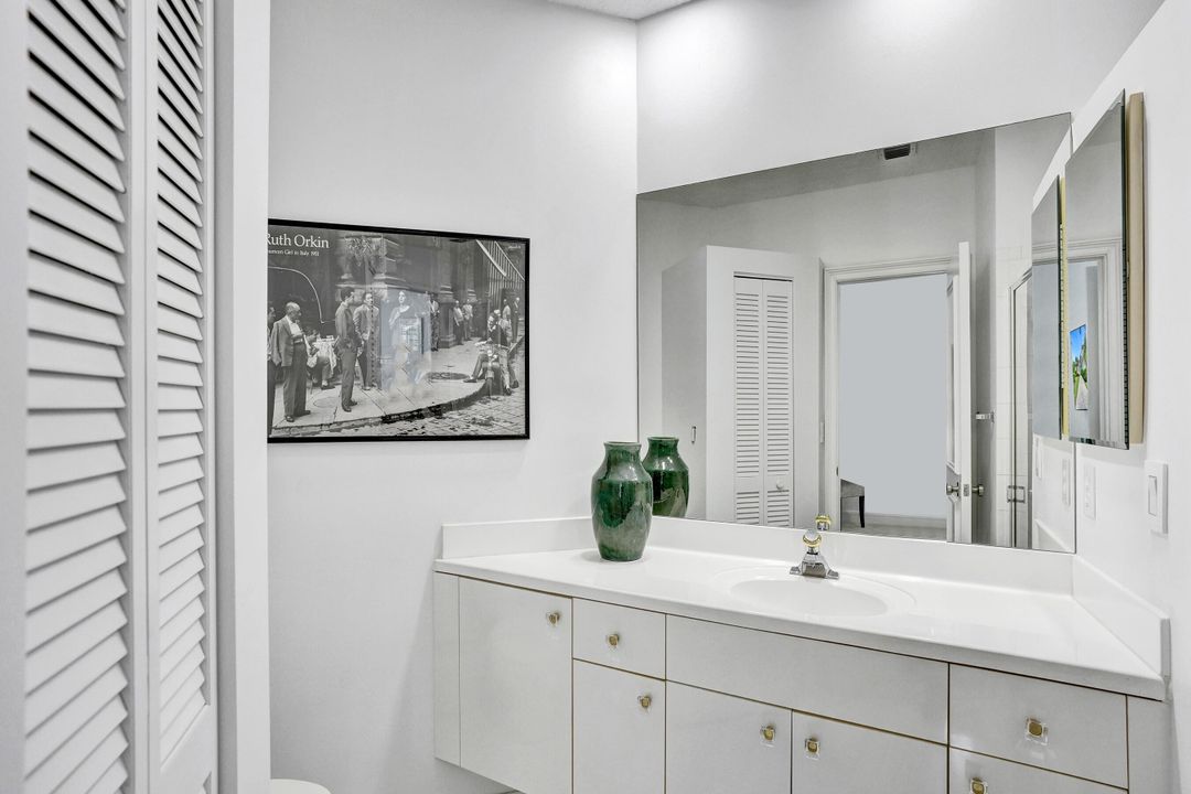 For Rent: $14,000 (3 beds, 3 baths, 2384 Square Feet)