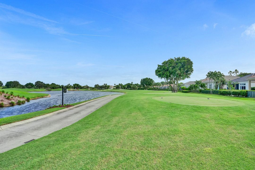 For Rent: $14,000 (3 beds, 3 baths, 2384 Square Feet)