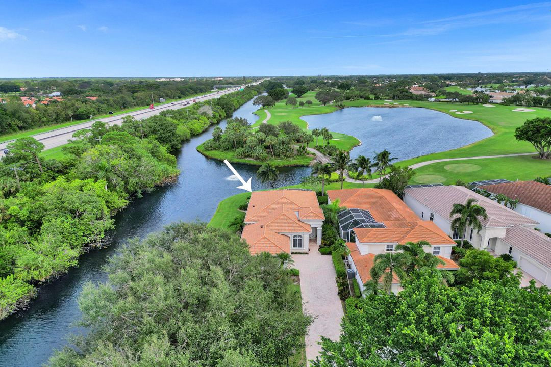 For Rent: $14,000 (3 beds, 3 baths, 2384 Square Feet)