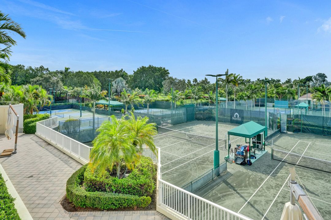 For Rent: $14,000 (3 beds, 3 baths, 2384 Square Feet)