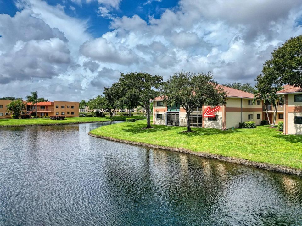 Active With Contract: $146,999 (2 beds, 2 baths, 1150 Square Feet)