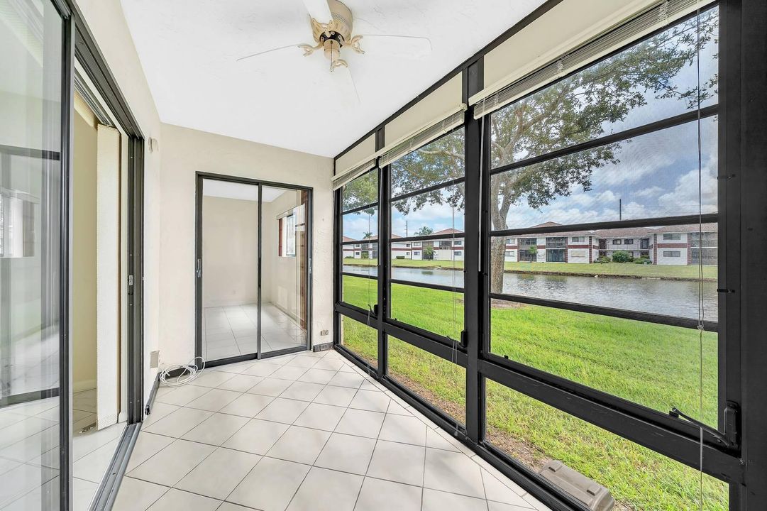 Active With Contract: $146,999 (2 beds, 2 baths, 1150 Square Feet)