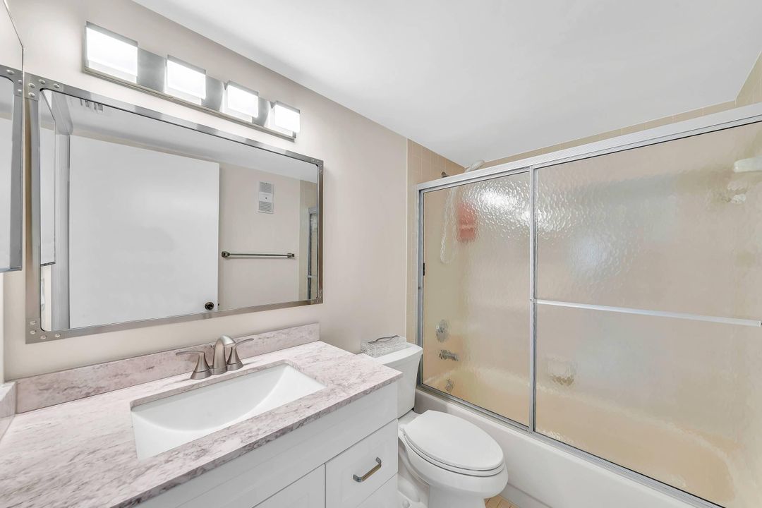 Active With Contract: $146,999 (2 beds, 2 baths, 1150 Square Feet)