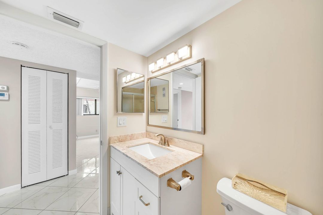 Active With Contract: $146,999 (2 beds, 2 baths, 1150 Square Feet)