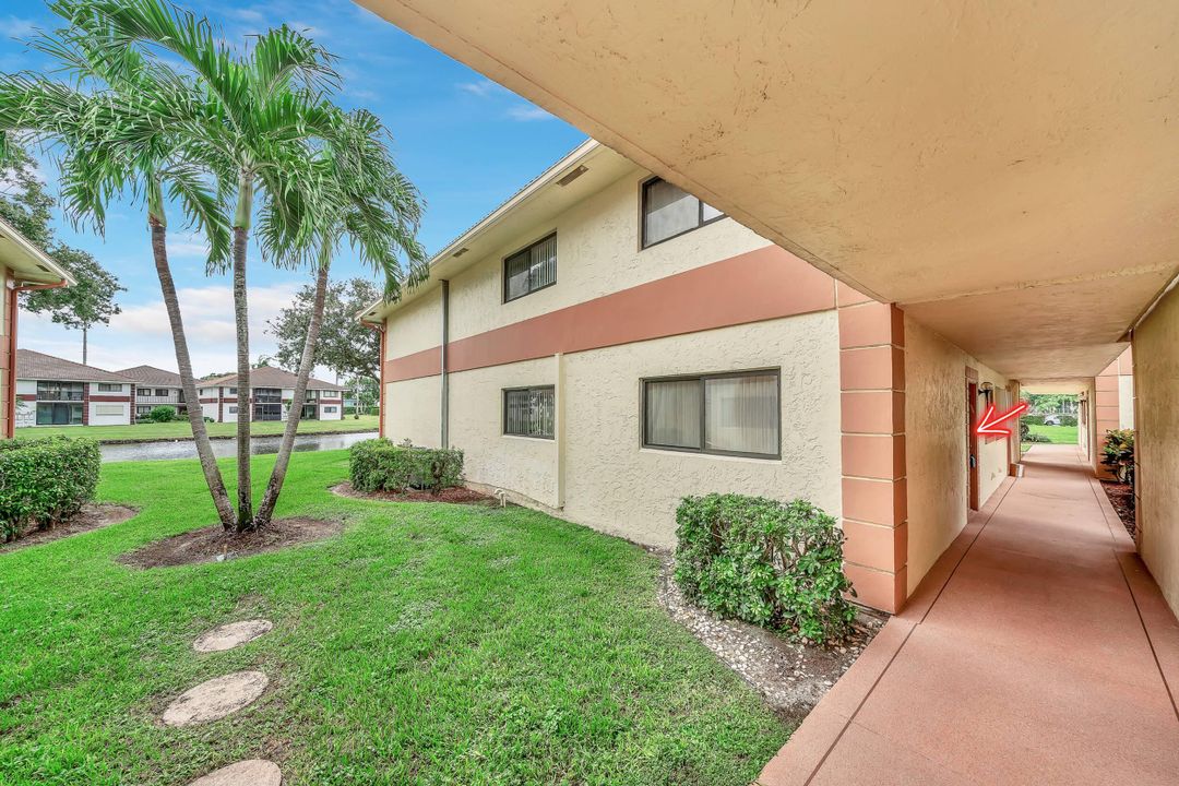 Active With Contract: $146,999 (2 beds, 2 baths, 1150 Square Feet)