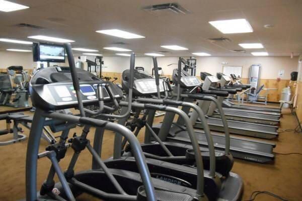 Active With Contract: $146,999 (2 beds, 2 baths, 1150 Square Feet)