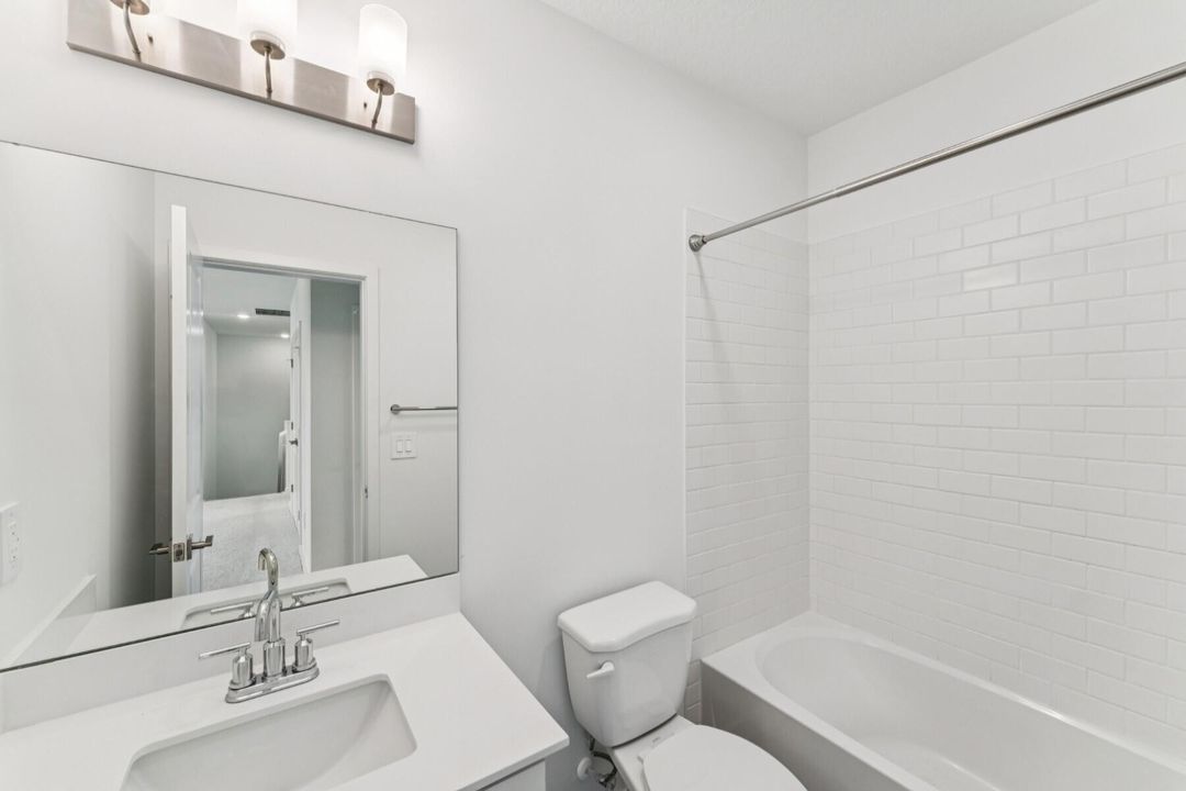 For Sale: $389,995 (3 beds, 2 baths, 1985 Square Feet)