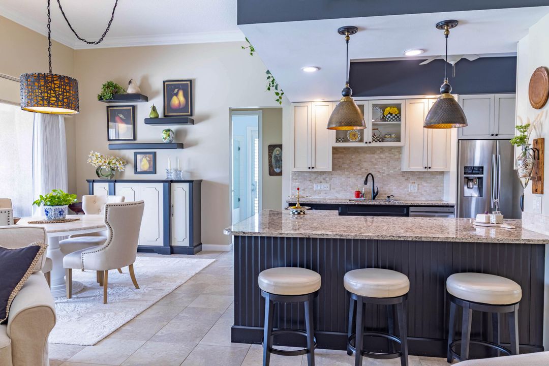 На продажу: $779,000 (4 спален, 3 ванн, 2467 Квадратных фут)