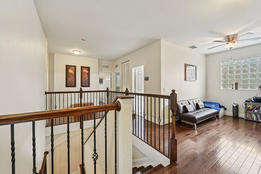 待售: $725,000 (5 贝兹, 3 浴室, 3119 平方英尺)