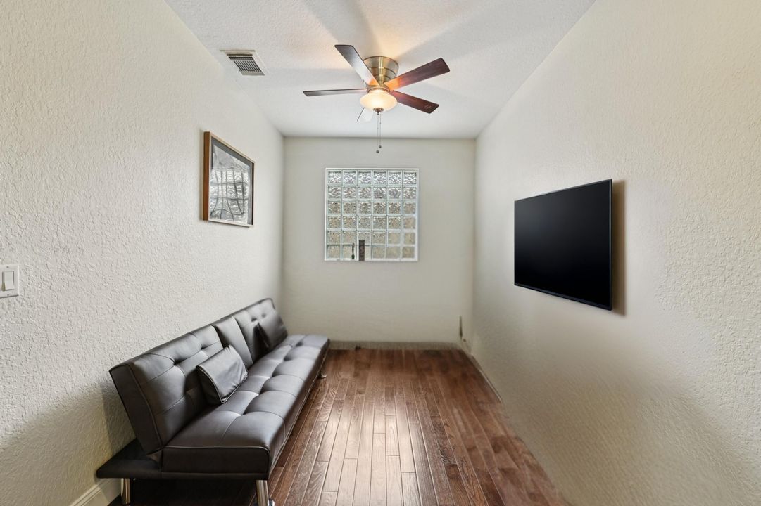 待售: $725,000 (5 贝兹, 3 浴室, 3119 平方英尺)