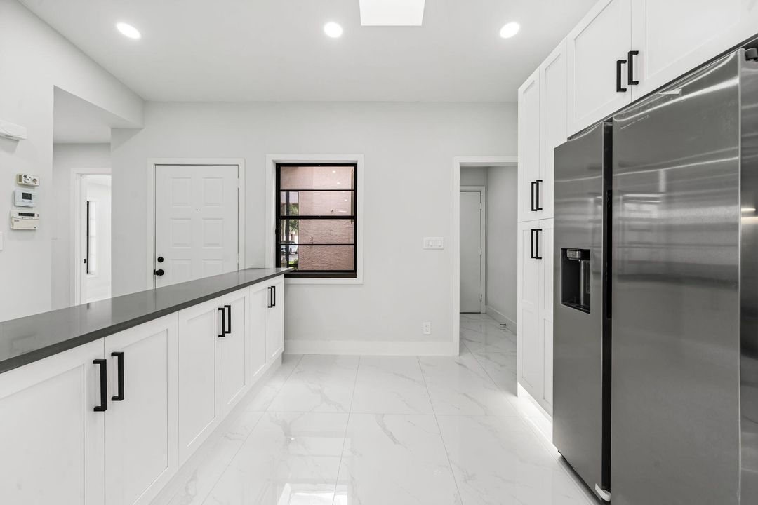 Active With Contract: $439,000 (2 beds, 2 baths, 1500 Square Feet)